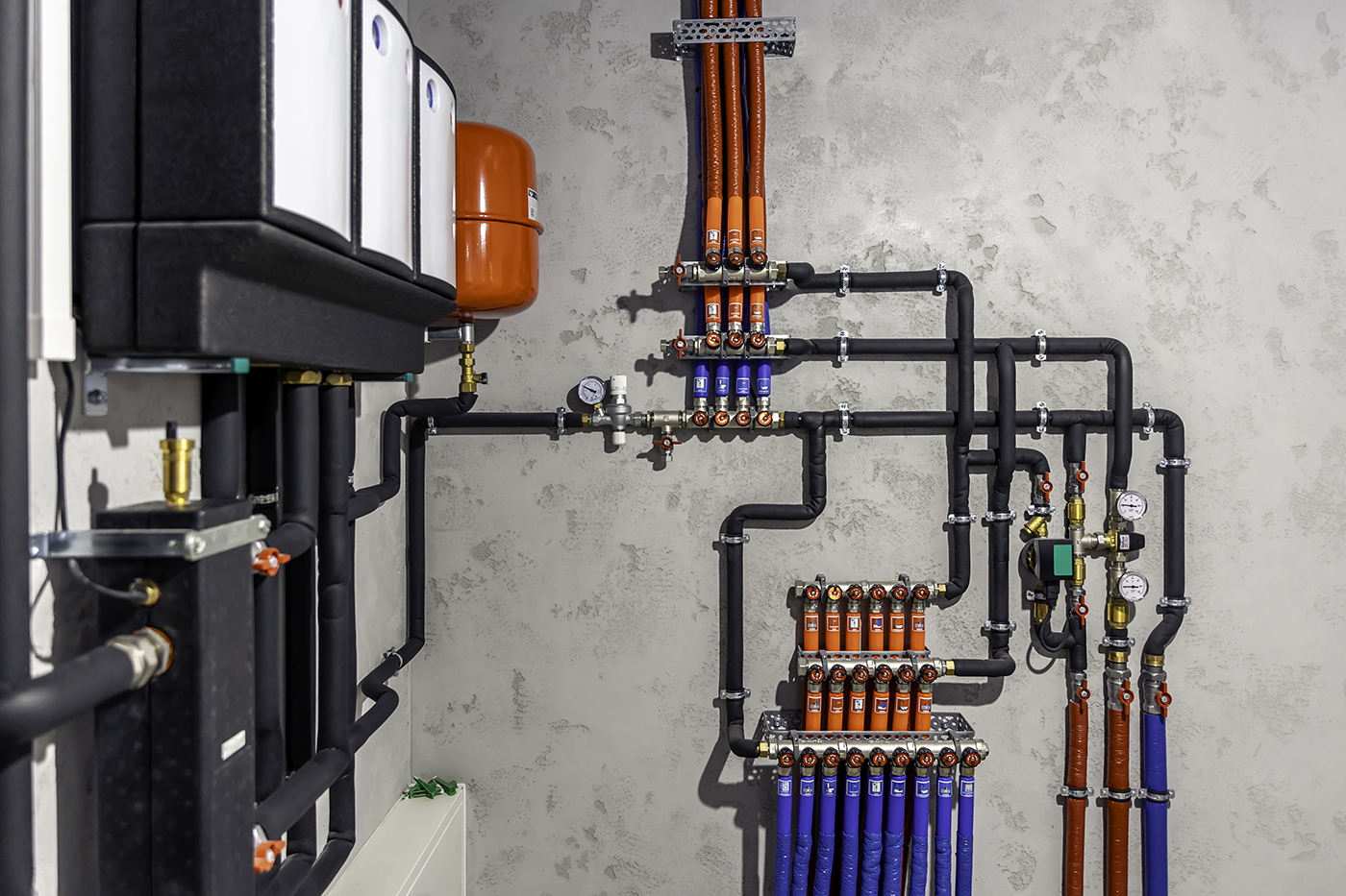 Sıhhi tesisat sistemleri temiz su ve atık su altyapı kurulumu